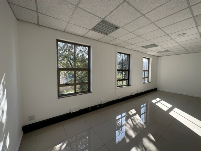 To Let commercial Property for Rent in Rondebosch Western Cape